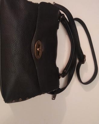 Borsa tracolla in ecopelle

