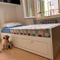 Struttura letto/ divano BRIMNES Ikea + materasso