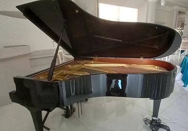 Pianoforte YAMAHA C5 nero