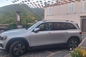 Mercedes  glb 180