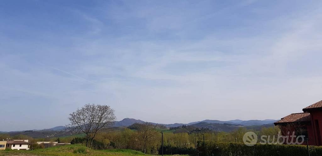 Terreno di 600 m² a Varano de' Melegari - Altro