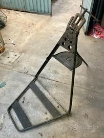 Cavalletto per idraulico