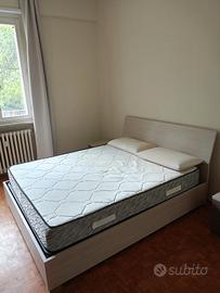 Letto matrimoniale con contenitore