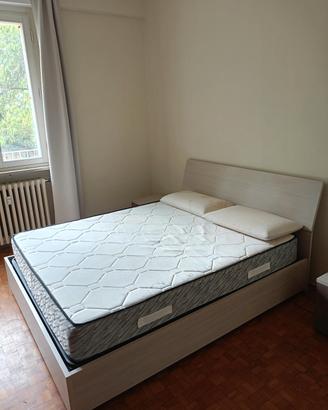 Letto matrimoniale con contenitore