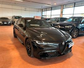 Alfa Romeo Giulia QUADRIFOGLIO 2.9 T V6 AT8 520 CV