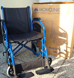 Sedia a rotelle per invalidi