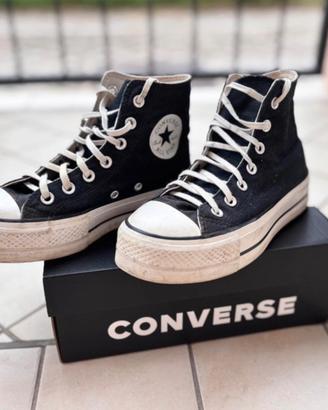 Convers Chuck Taylor All Stars PlatForm