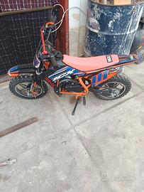 Mini cross
