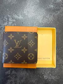 Portafoglio Luis Vuitton Marrone Baige