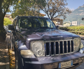 Jeep Cherokee Limited 2.8 CRD 4X4