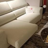divano 3 posti con sedute estraibili NUOVO!!!