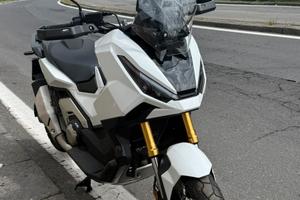 Honda X Adv 750 2025
