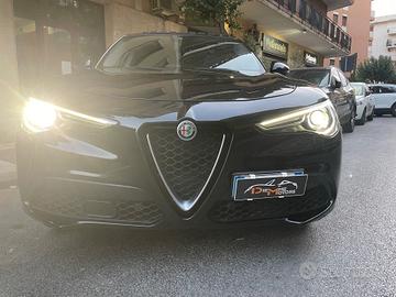 Alfa Stelvio 2.2TD 160CV SPORT TECH