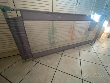 Barriera di sicurezza anticaduta bambini