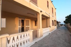 Villa a schiera a pochi metri dal mare