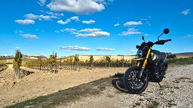 Moto Morini SEIEMMEZZO SCR