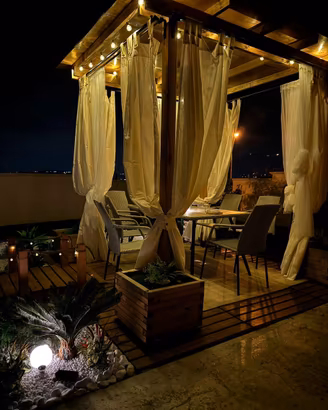 Gazebo / Pergolato con 4 basi - Fioriera (Zavorra)