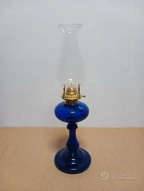 Lampada a petrolio in vetro