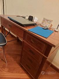 Scrivania