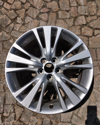 Cerchio in lega Lexus