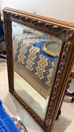 Specchio dorato quadrato