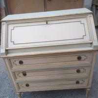 cassettiera con ribalta