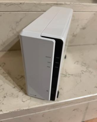 Synology DS120j NAS con alimentatore