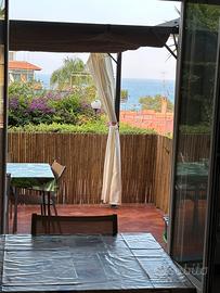 Aci Trezza Appartmento Terrazza e giardino