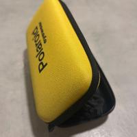 Occhiali da sole Polaroid.