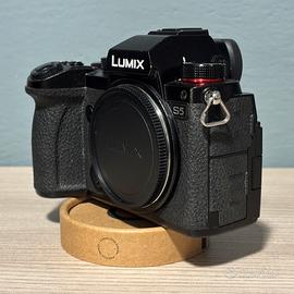 Panasonic Lumix S5