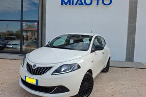 Lancia Ypsilon 1.0 FireFly 5 porte S&S Hybrid Silv