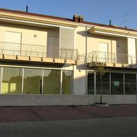 NEGOZIO A SAN MAURO PASCOLI