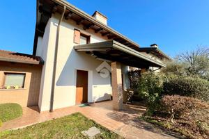 VILLA A SCHIERA A CODROIPO