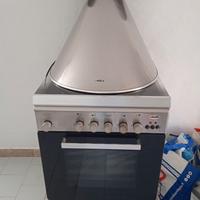 cucina a gas con aspiratore