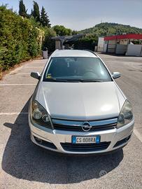 Opel Astra H