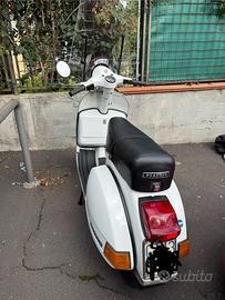 Vespa 125 px