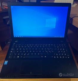Notebook Asus con BATTERIA AL 90% CIRCA