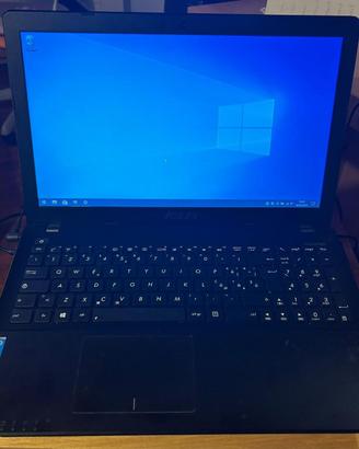 Notebook Asus con BATTERIA AL 90% CIRCA