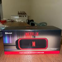 Cassa bluetooth Netflix Limited edition mai apert