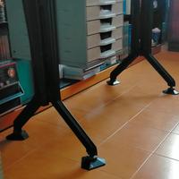 Piccola scrivania. Sottsass x Olivetti serie Argo.