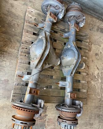 Ponte posteriore iveco daily 65 patente C