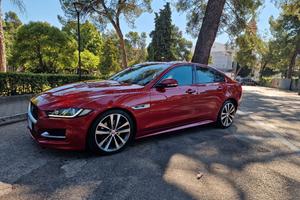 jaguar XE R-Line 