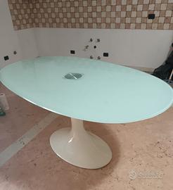 tavolo da pranzo in vetro 