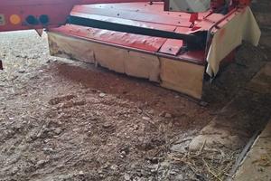 falciacondizionatrice trainata kuhn FC 302 RG