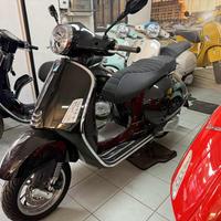 PIAGGIO Vespa GTS 300 Super Nuova my CC310