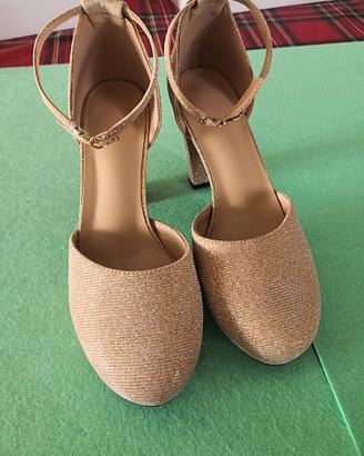 Scarpa elegante donna nr. 39. Nuova colore crema