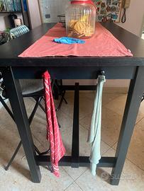 Tavolo cucina con sedie