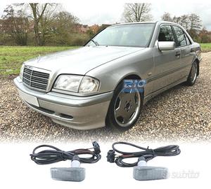 FRECCE LATERALI MERCEDES VETRO SCURO