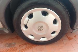 5 GOMME + 5 CERCHI + 5 BORCHIE Opel Corsa  M+S