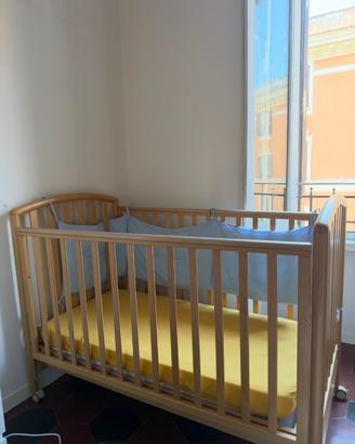 Lettino Pali in legno con materasso